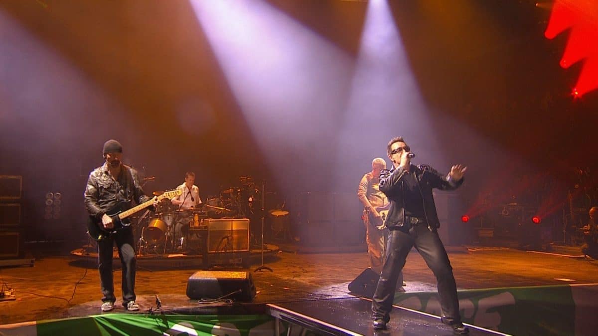 U2 at Glastonbury 2011 (by Nanazoca)
