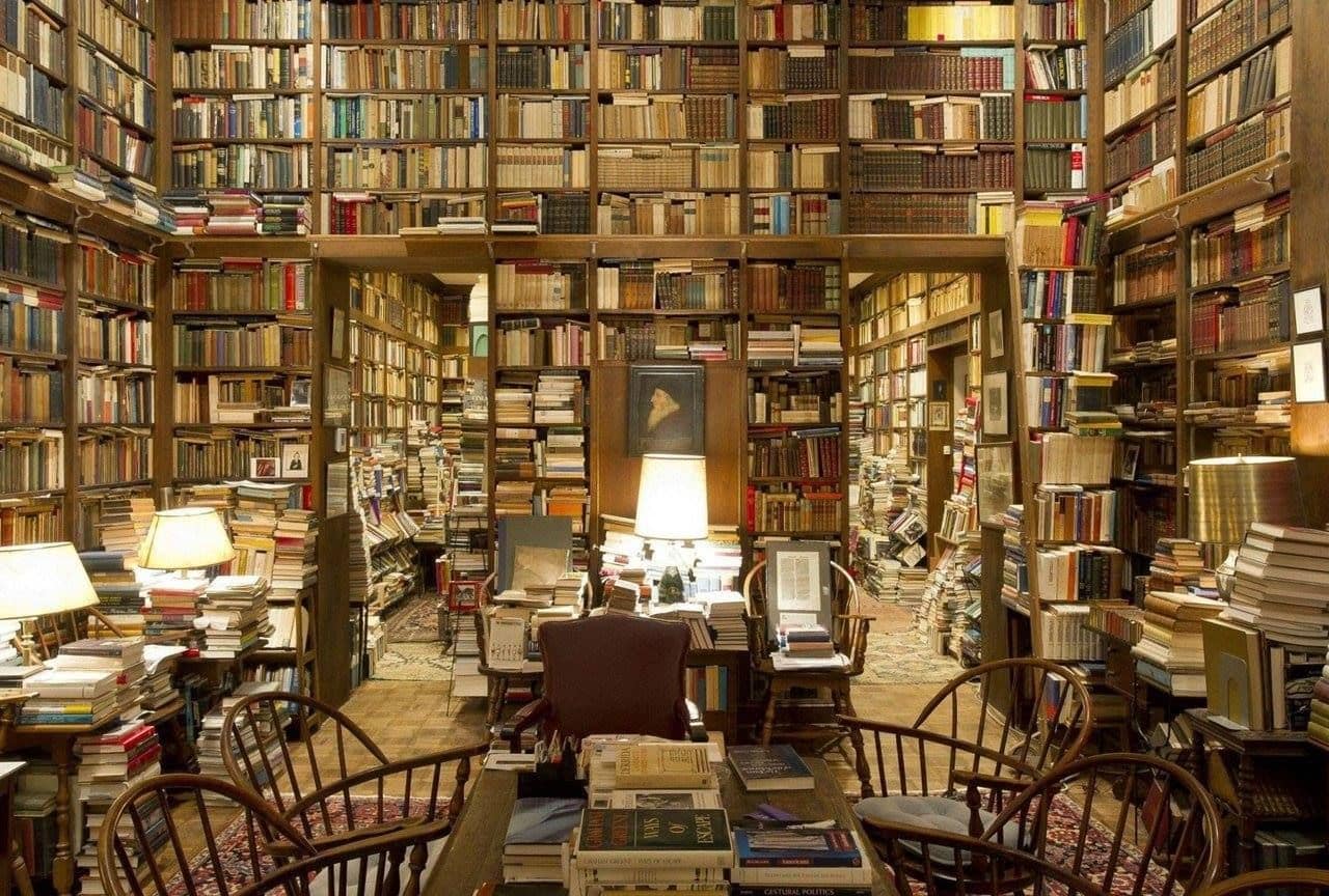 Eco, Umberto - home library