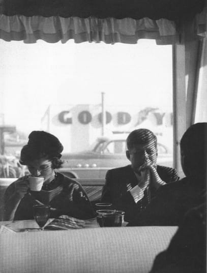 Jacques Lowe - JFK & Jackie in Oregon diner 1960